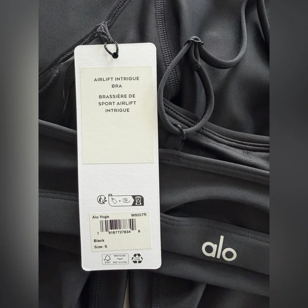 Alo Yoga Airlift Intrigue Bra Black Medium Support Scoop Neck Strappy Back Small